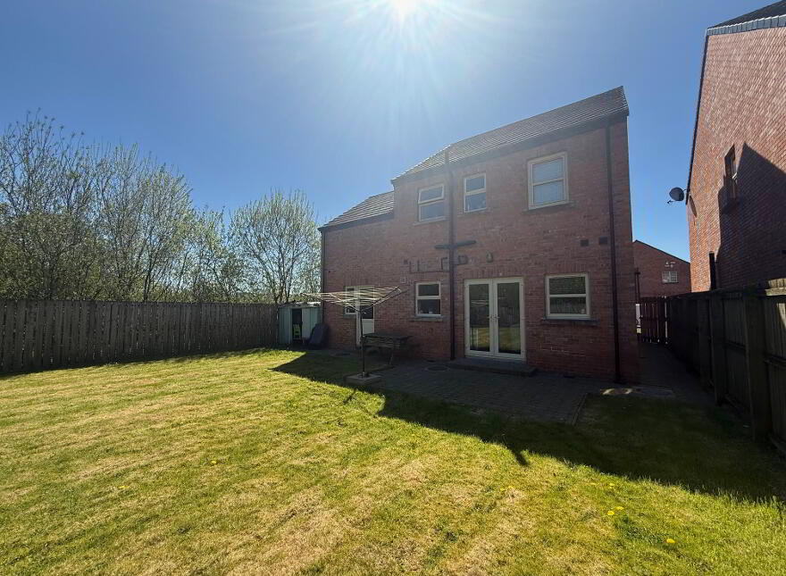 14 Eaton Fields, Ballymena, BT43 7FD