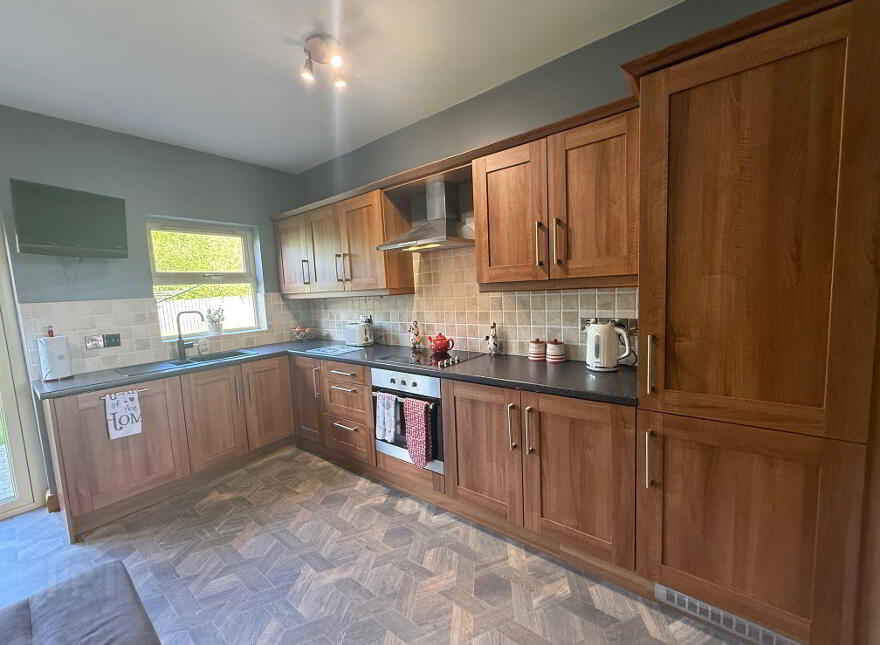 14 Eaton Fields, Ballymena, BT43 7FD