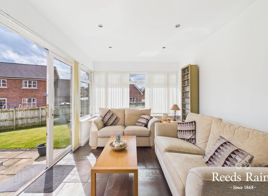 38 Mornington Avenue, Lisburn, BT28 2WQ