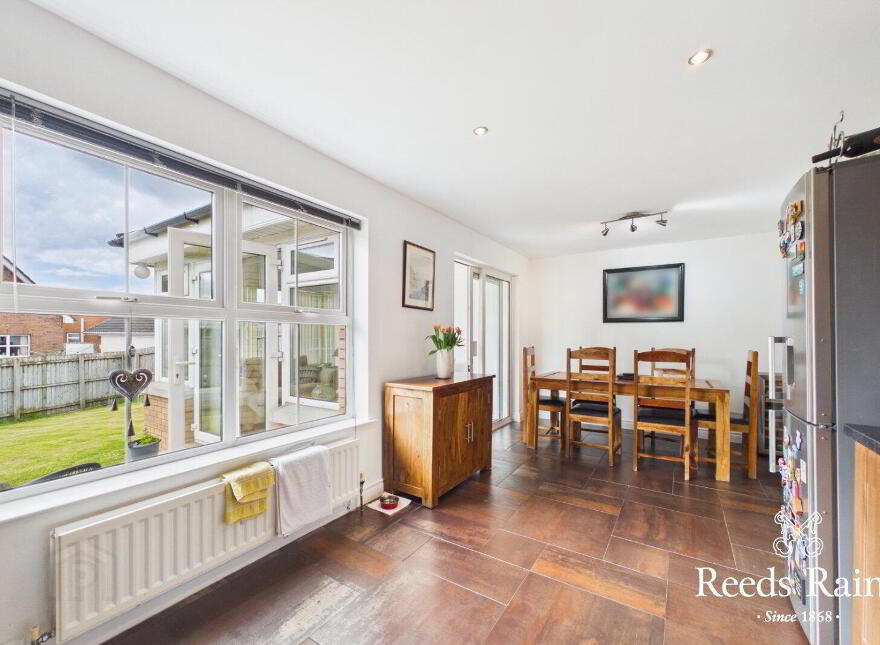 38 Mornington Avenue, Lisburn, BT28 2WQ