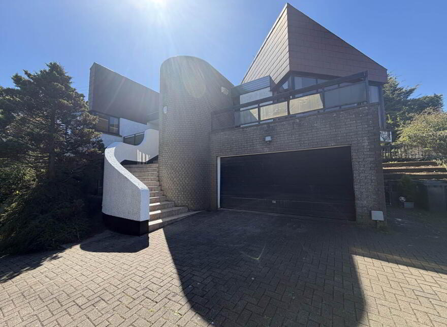 3 Whinfield, Larne, BT40 2LD