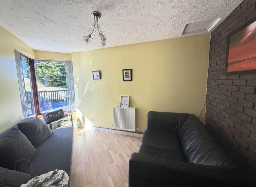 3 Whinfield, Larne, BT40 2LD