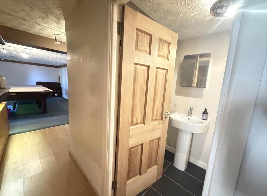 3 Whinfield, Larne, BT40 2LD