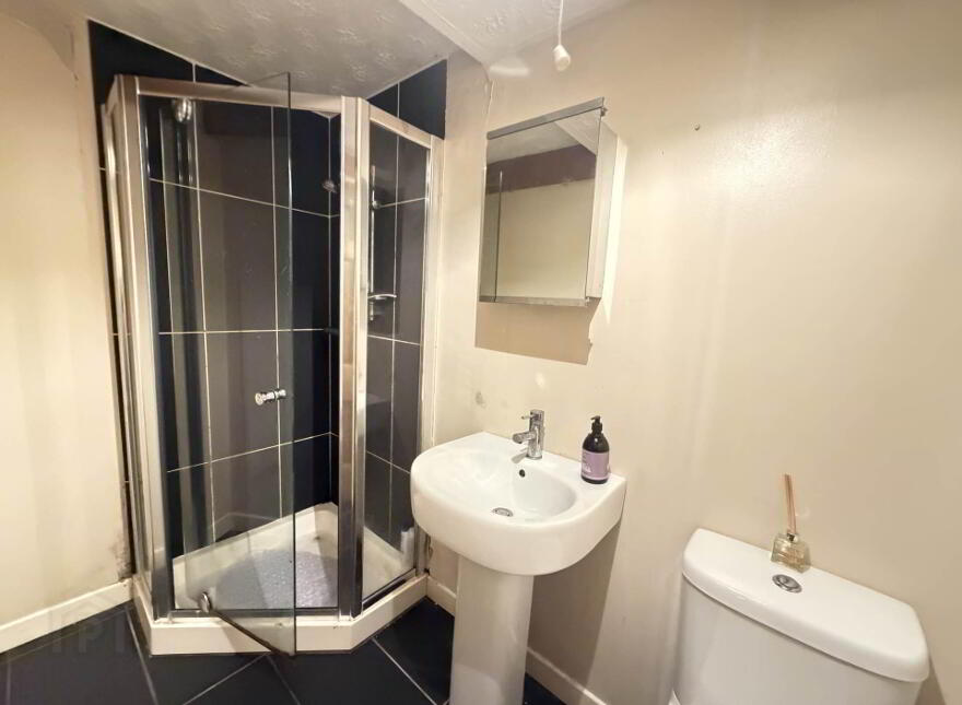 3 Whinfield, Larne, BT40 2LD