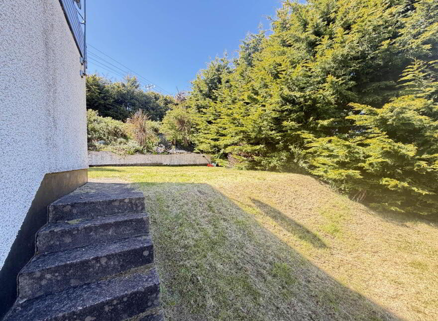 3 Whinfield, Larne, BT40 2LD