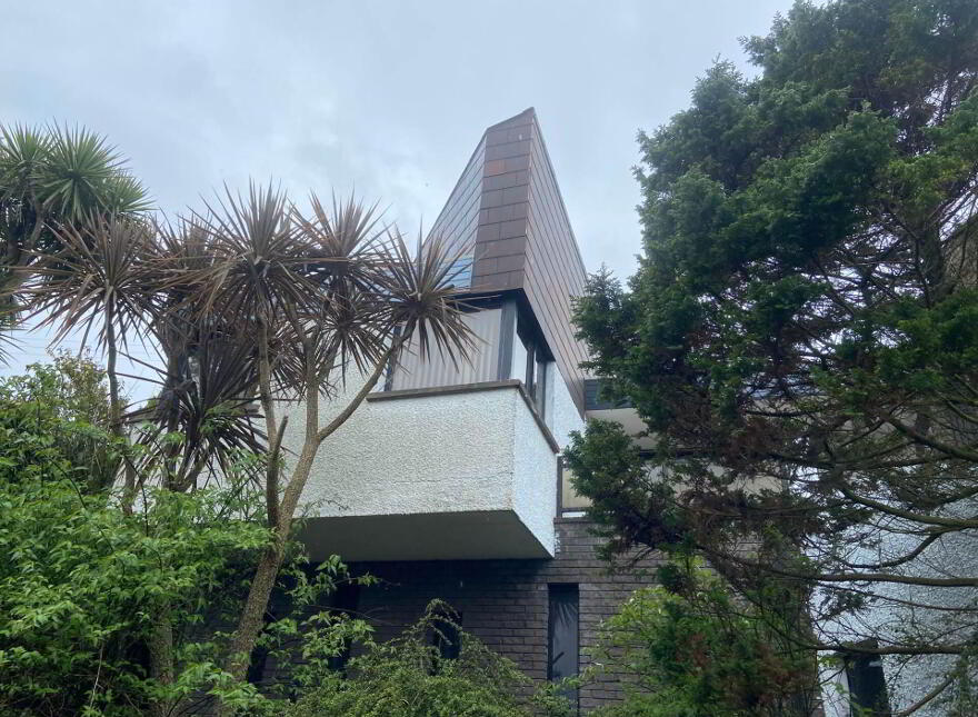 3 Whinfield, Larne, BT40 2LD