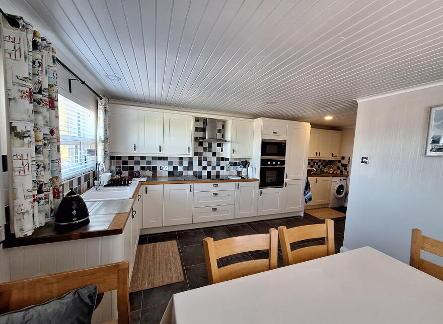 1 Portbraddan Road, Dunseverick, Bushmills, BT57 8TA