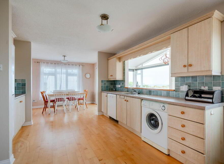 12A Andrews Shorefield, Groomsport, Bangor, BT19 6LJ