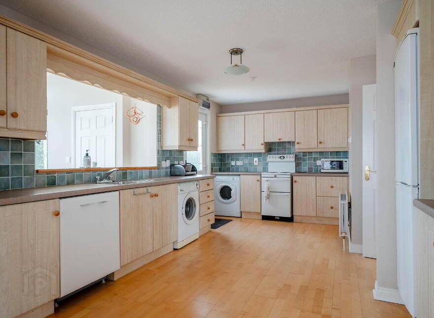 12A Andrews Shorefield, Groomsport, Bangor, BT19 6LJ