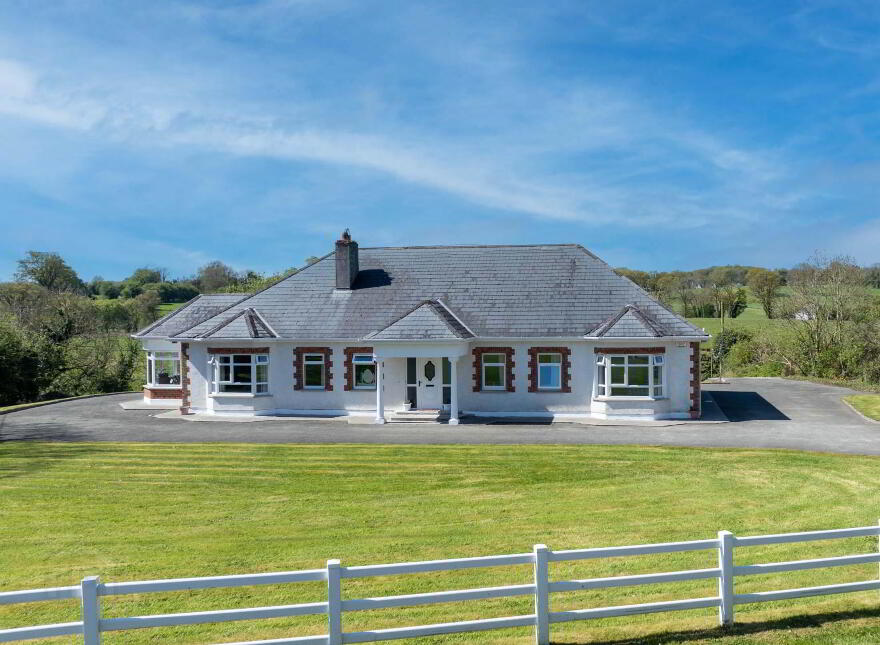 Paddys Point, Keenagh, Crosserlough, Cavan Town, A82WN59