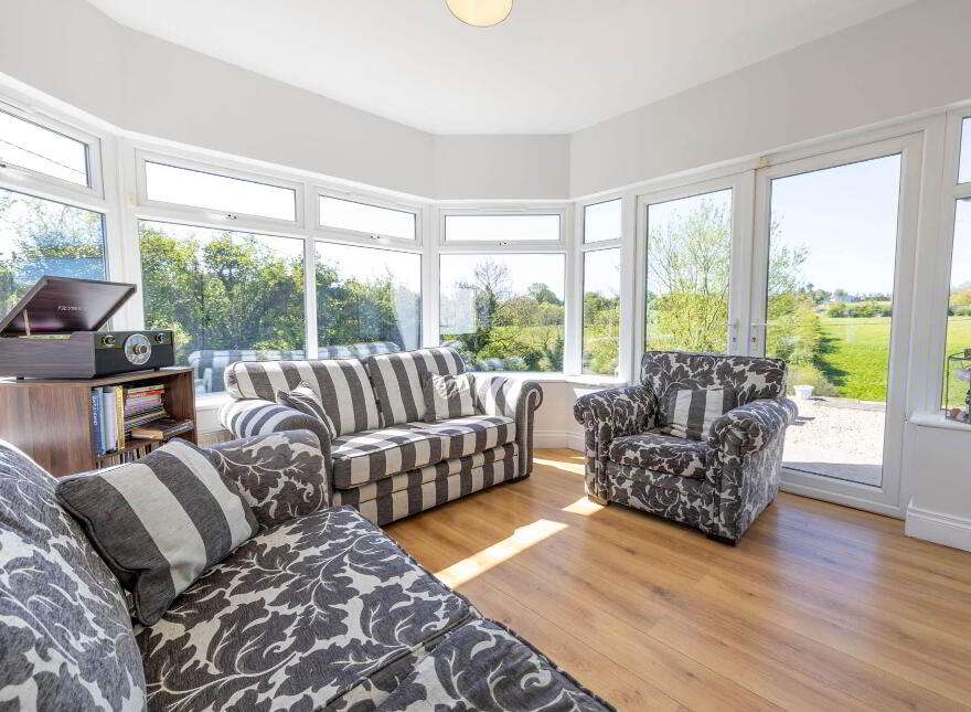 Paddys Point, Keenagh, Crosserlough, Cavan Town, A82WN59