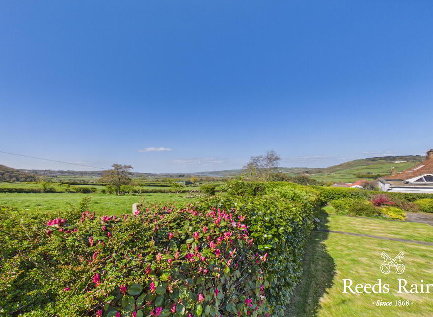 7 Raw Brae Road, Whitehead, BT38 9TE