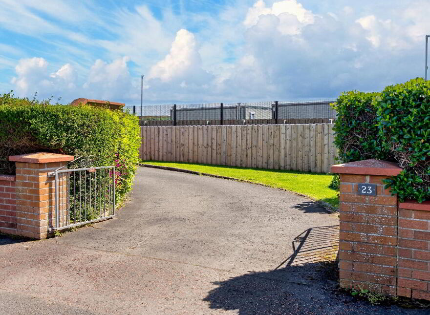 23 Randal Park, Portrush, BT56 8JJ