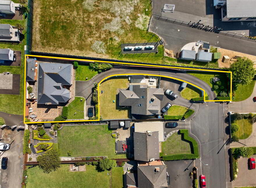 23 Randal Park, Portrush, BT56 8JJ