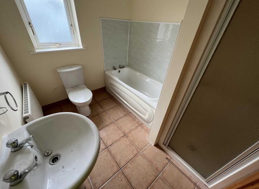 1 Lisacul Manor, Lisacul, Castlerea, F45N998