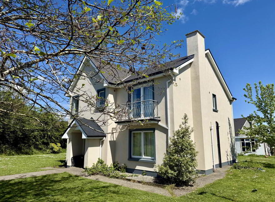 1 Lisacul Manor, Lisacul, Castlerea, F45N998