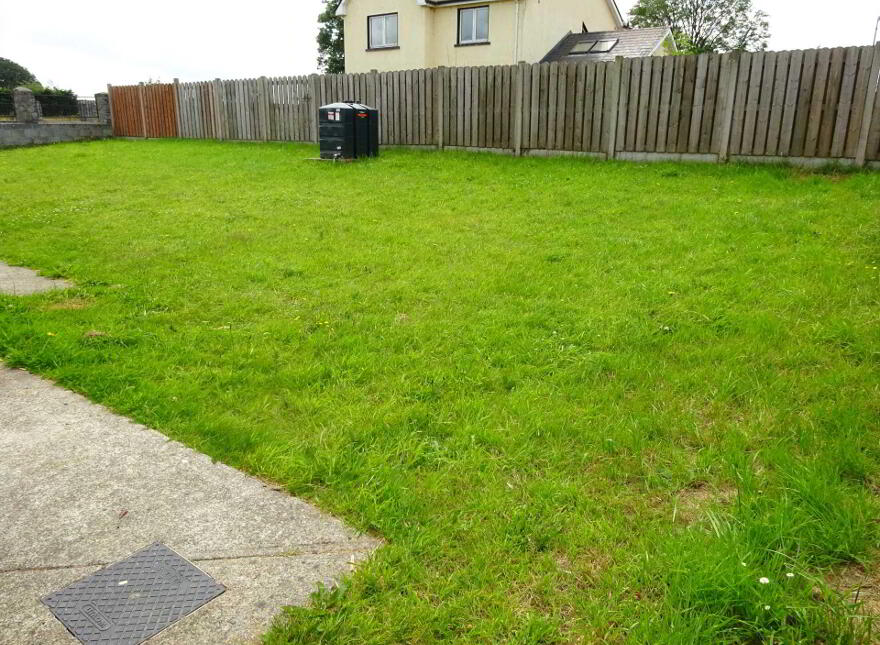 1 Lisacul Manor, Lisacul, Castlerea, F45N998