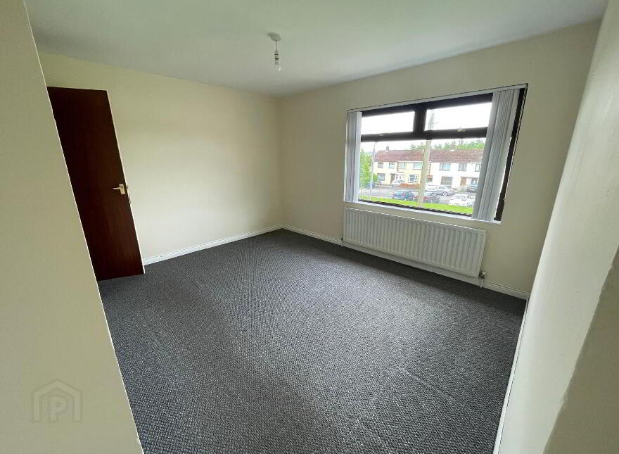 8 Bengore Gardens, Larne, BT40 2AW