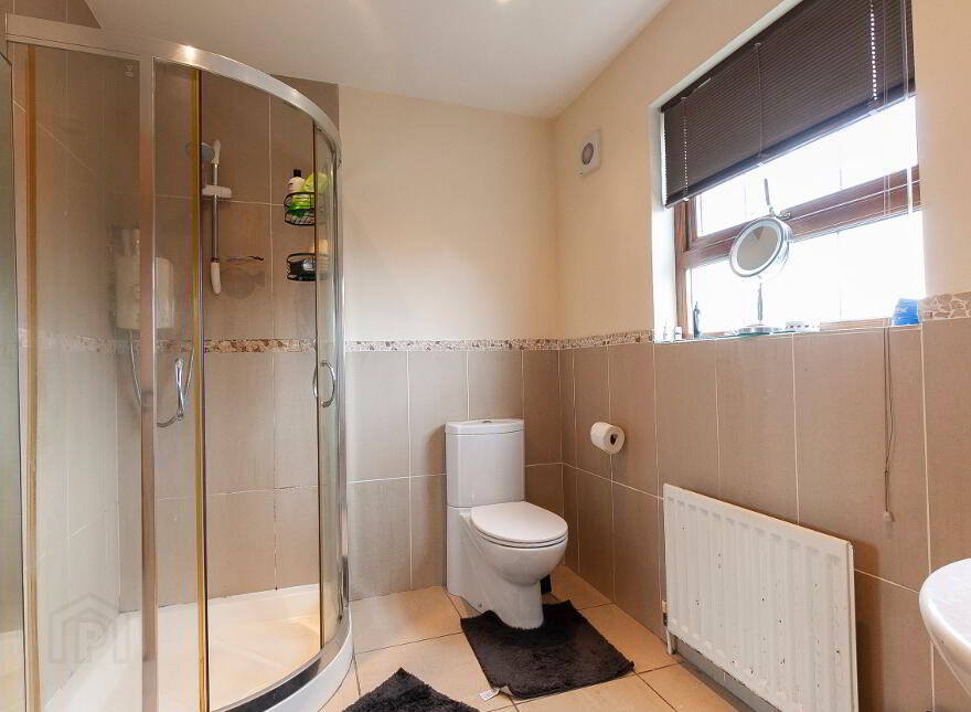 38 Brooke Hall Heights, Belfast, BT8 6WN