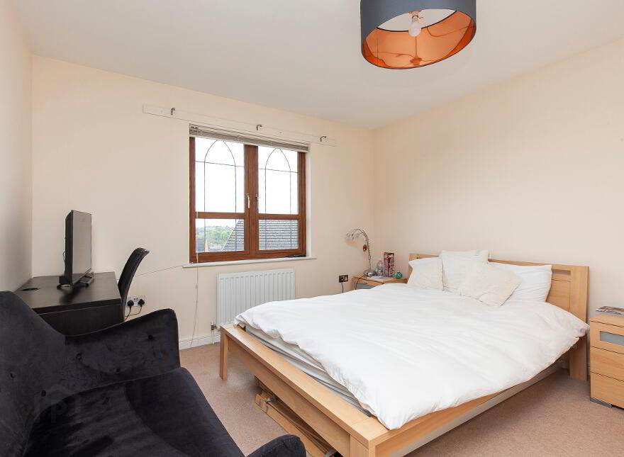 38 Brooke Hall Heights, Belfast, BT8 6WN