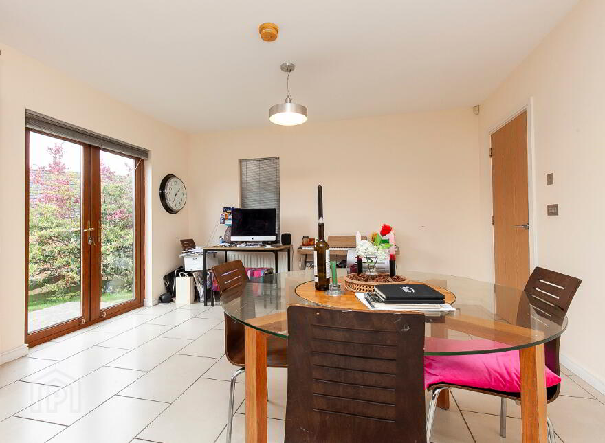 38 Brooke Hall Heights, Belfast, BT8 6WN
