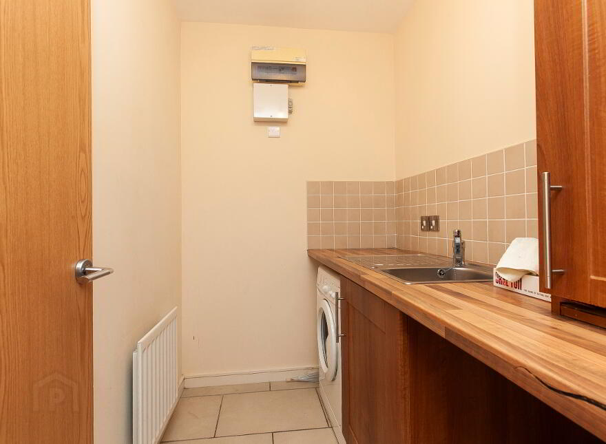 38 Brooke Hall Heights, Belfast, BT8 6WN