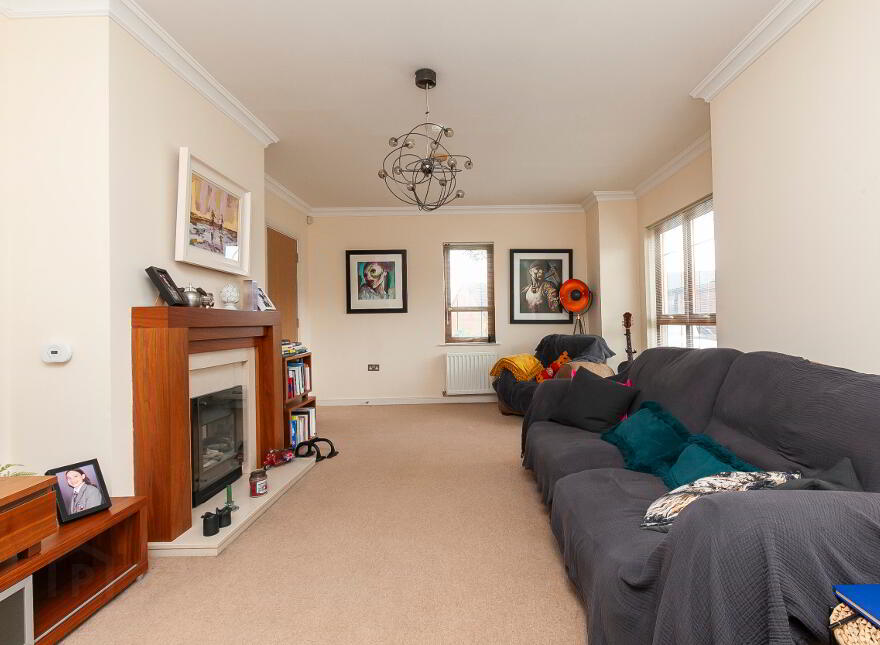 38 Brooke Hall Heights, Belfast, BT8 6WN