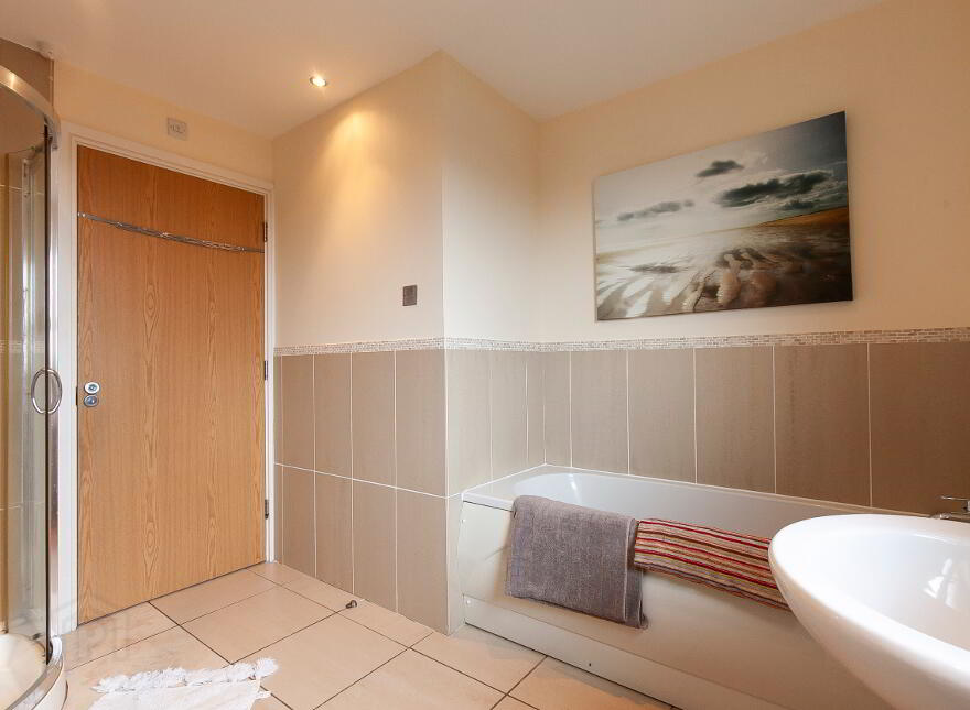 38 Brooke Hall Heights, Belfast, BT8 6WN