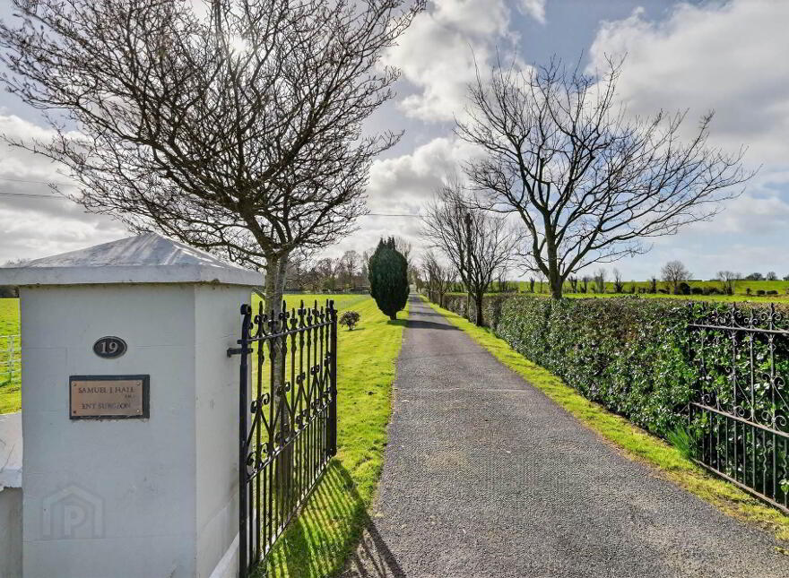 "Trumra Villa", 19 Lisburn Road, Moira, BT67 0JR