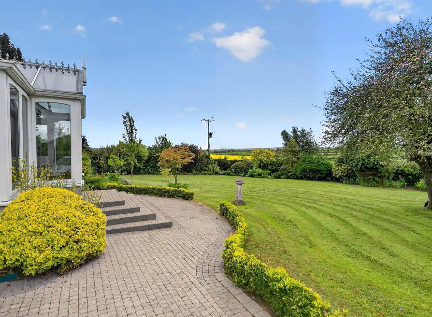 "Trumra Villa", 19 Lisburn Road, Moira, BT67 0JR