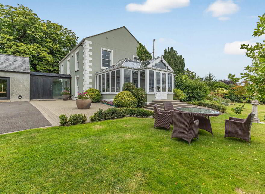"Trumra Villa", 19 Lisburn Road, Moira, BT67 0JR
