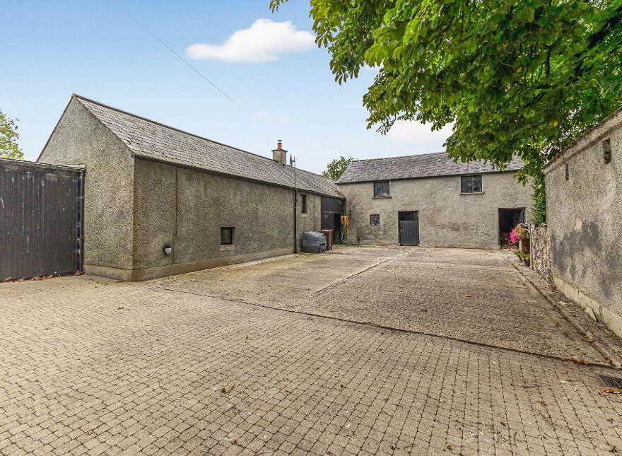 "Trumra Villa", 19 Lisburn Road, Moira, BT67 0JR