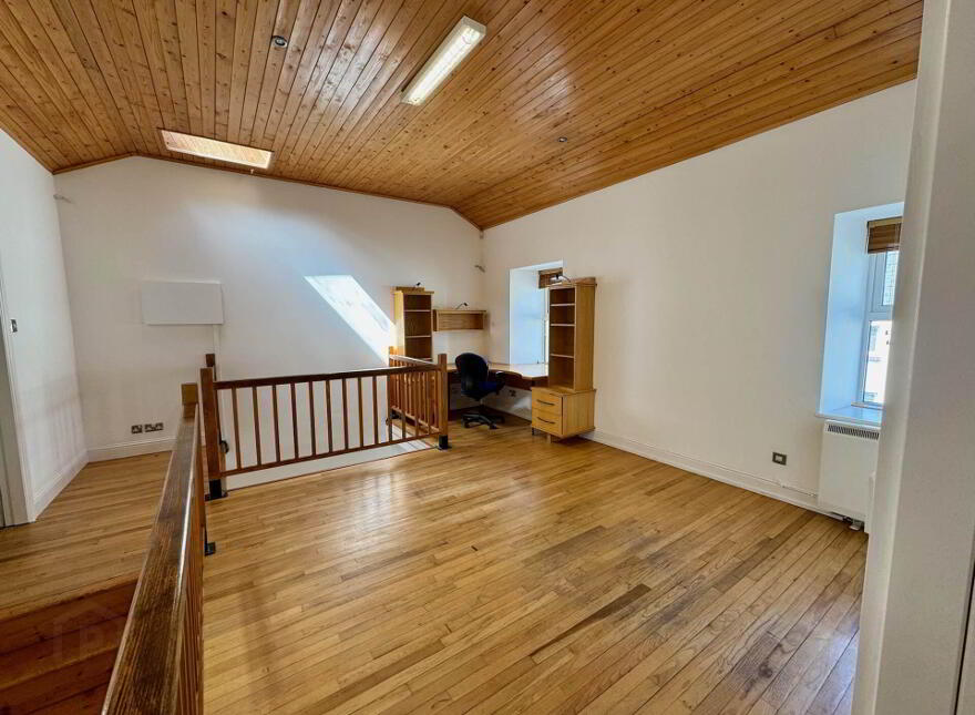 3 Wellington St, Clonmel, E91T660