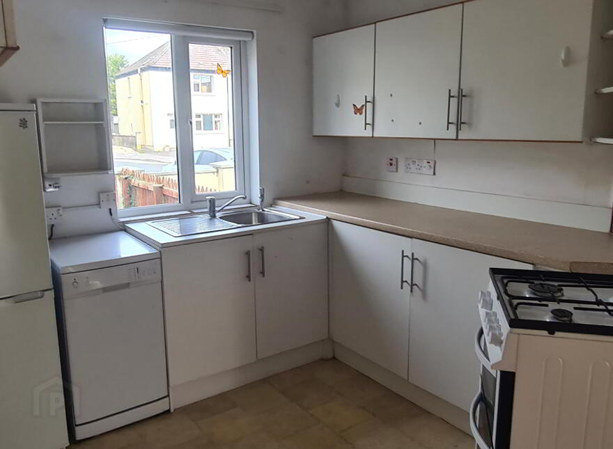 50 Saint Patricks Park, Carrick-On-Shannon, N41WR63