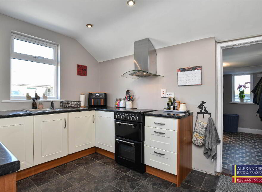 7 Lismore Road, Ballyhornan, Downpatrick, BT30 7SY