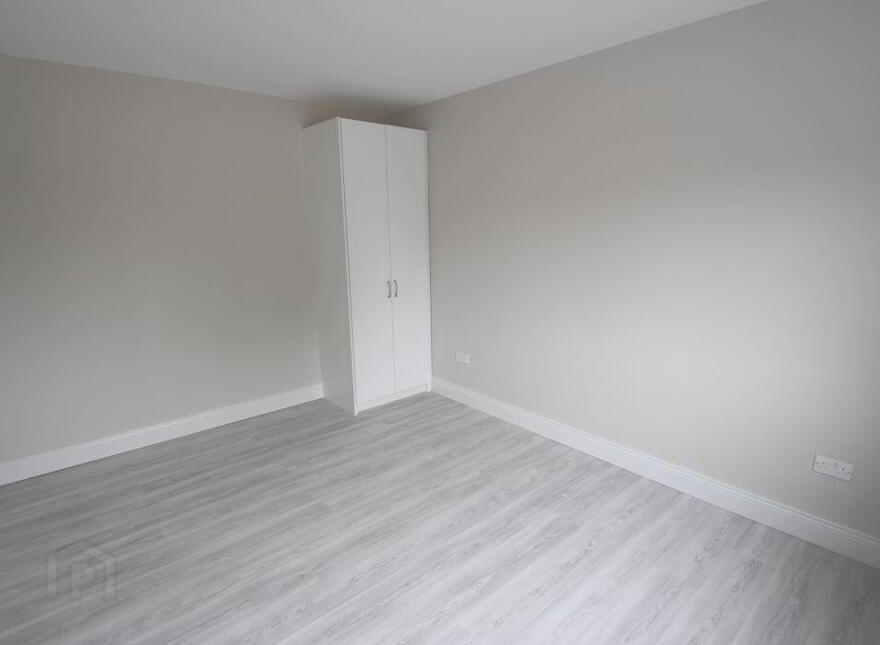 Rathcobin, Rhode, R35KD66
