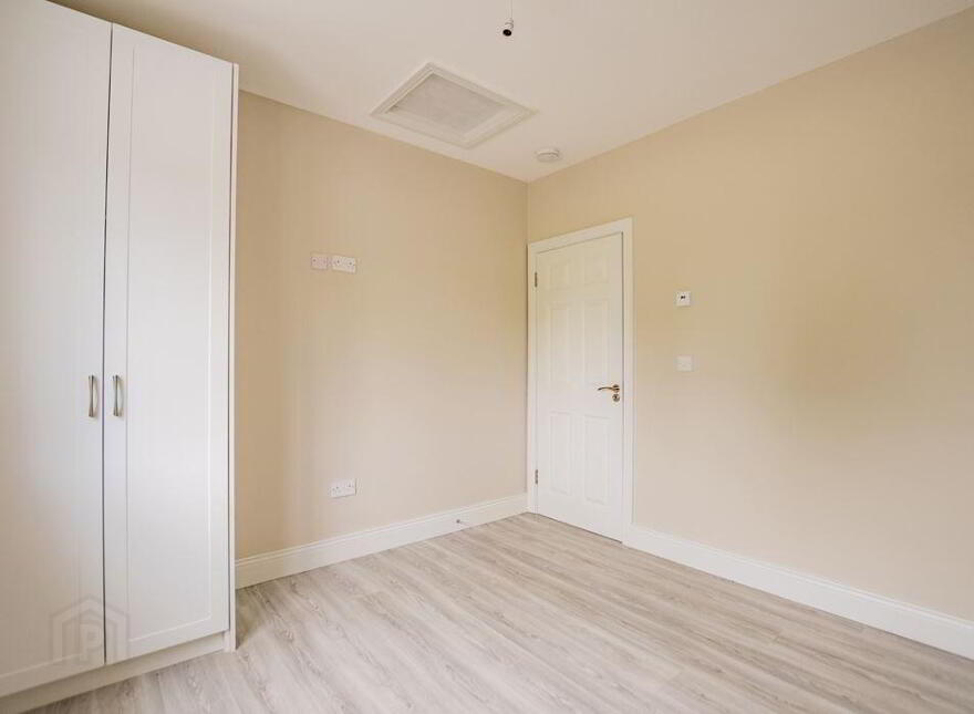 Rathcobin, Rhode, R35KD66