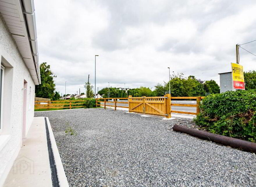 Rathcobin, Rhode, R35KD66