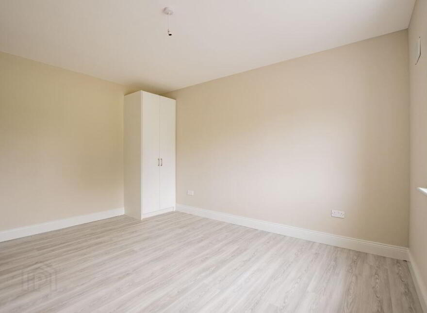 Rathcobin, Rhode, R35KD66
