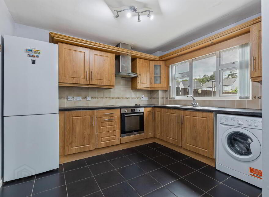 25 Aitnamona Crescent, Monagh Bypass, Belfast, BT11 8PN
