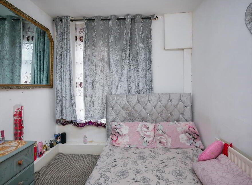 12 Carrington Street, Ravenhill Road, Belfast, BT6 8GF