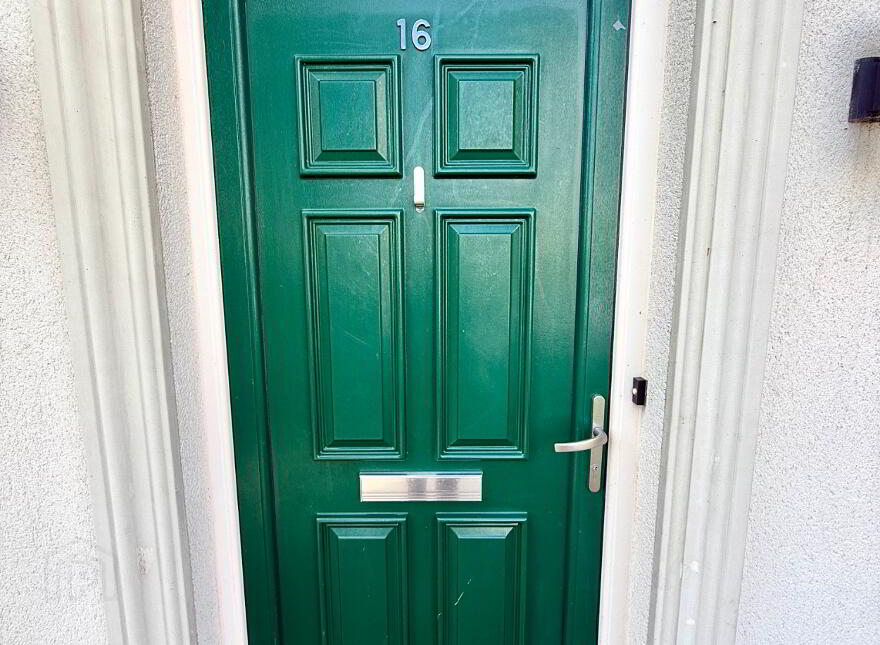 16 Barleyfields, Culmore, Derry, BT48 8TN