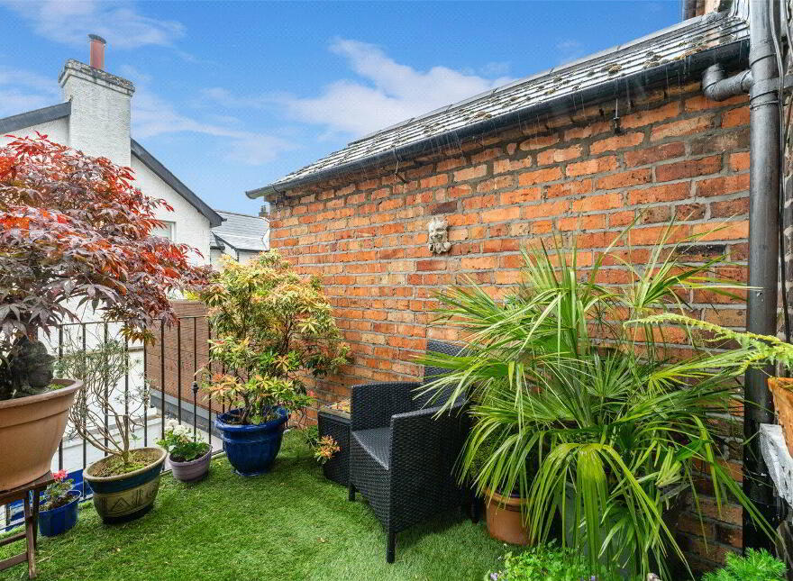 9 Lancefield Road, Lisburn Road, Belfast, BT9 6LL