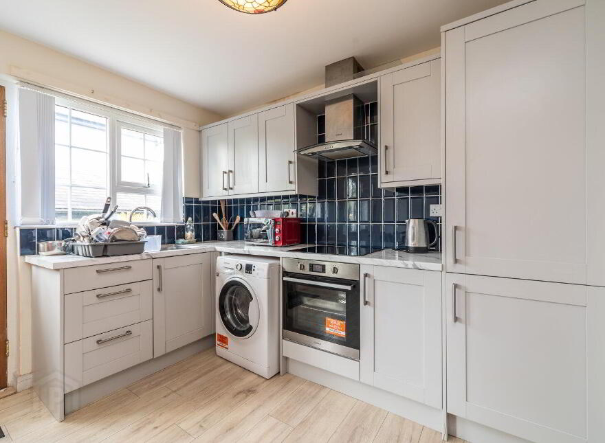 1 Chippendale Gardens, Belfast, BT10 0DX