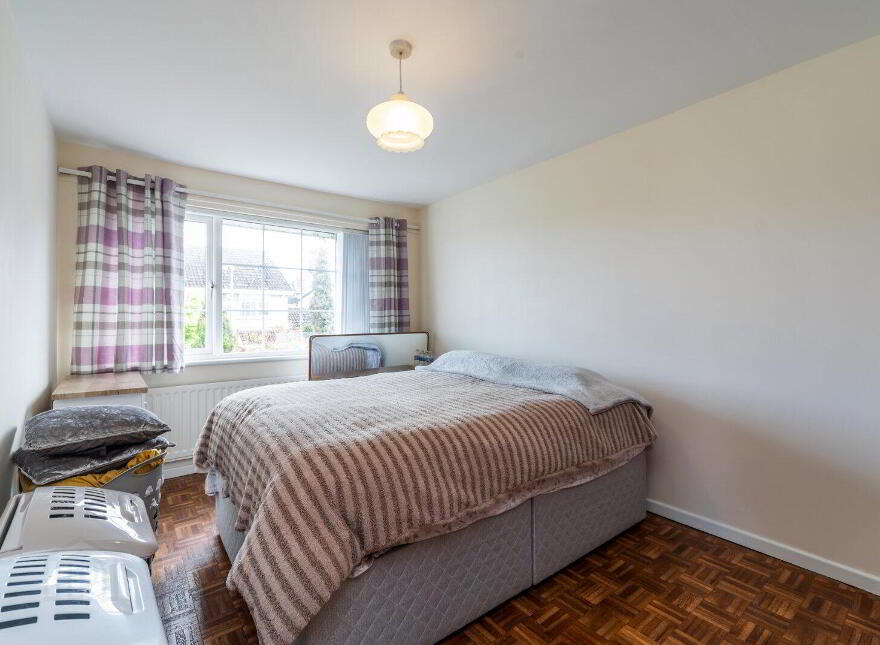 1 Chippendale Gardens, Belfast, BT10 0DX