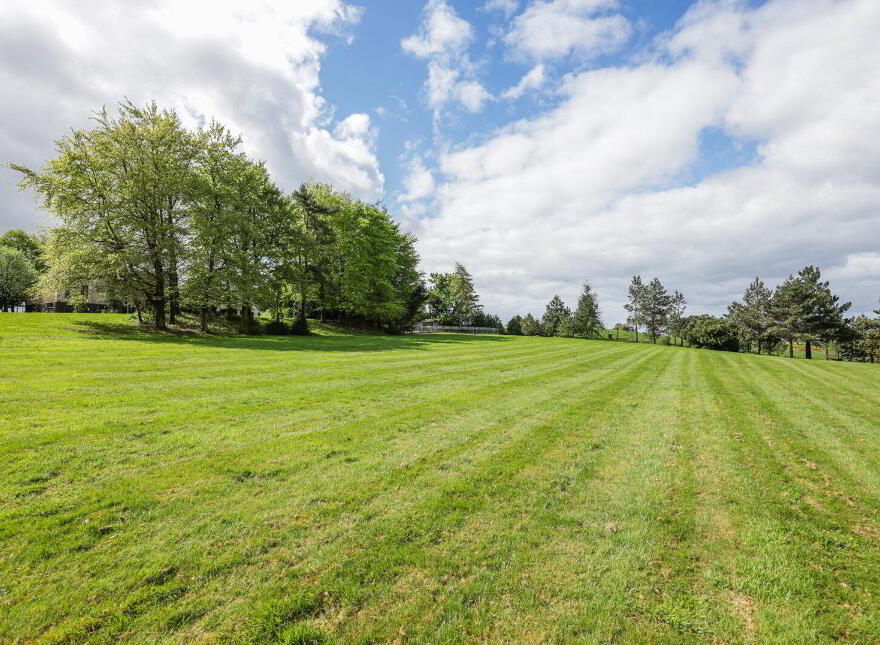 87 Old Ballyrobin Road, Templepatrick, BT41 4TJ