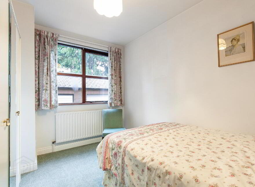 Flat 2 Marlborough Lodge, 78A Marlborough Park North, Belfast, BT9 6HJ