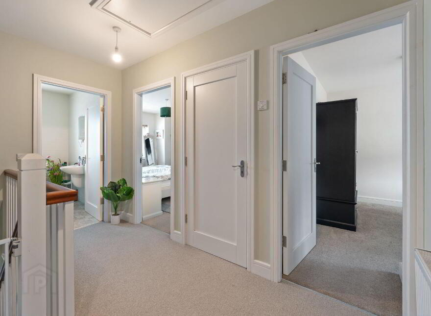 19 The Square, Elmbury, Carrigtwohill, T45C662
