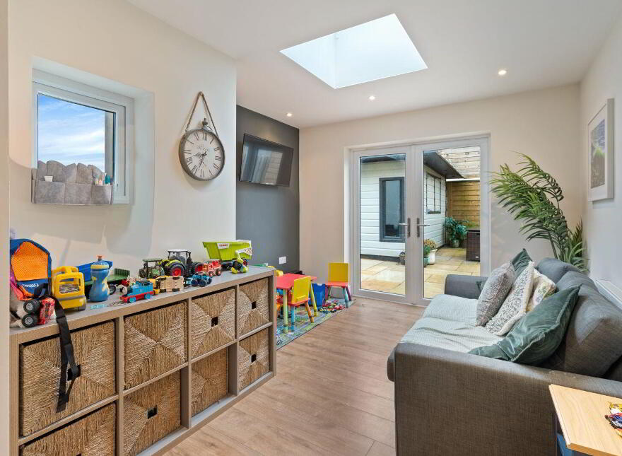 19 The Square, Elmbury, Carrigtwohill, T45C662