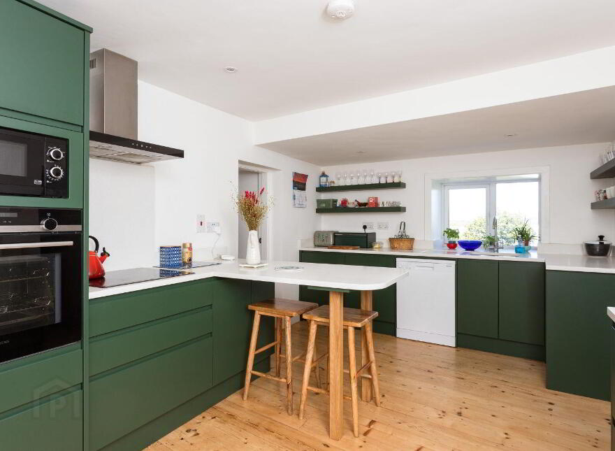 Derryfunshion Cottage, Derryfunshion, Durrus, P75CX76